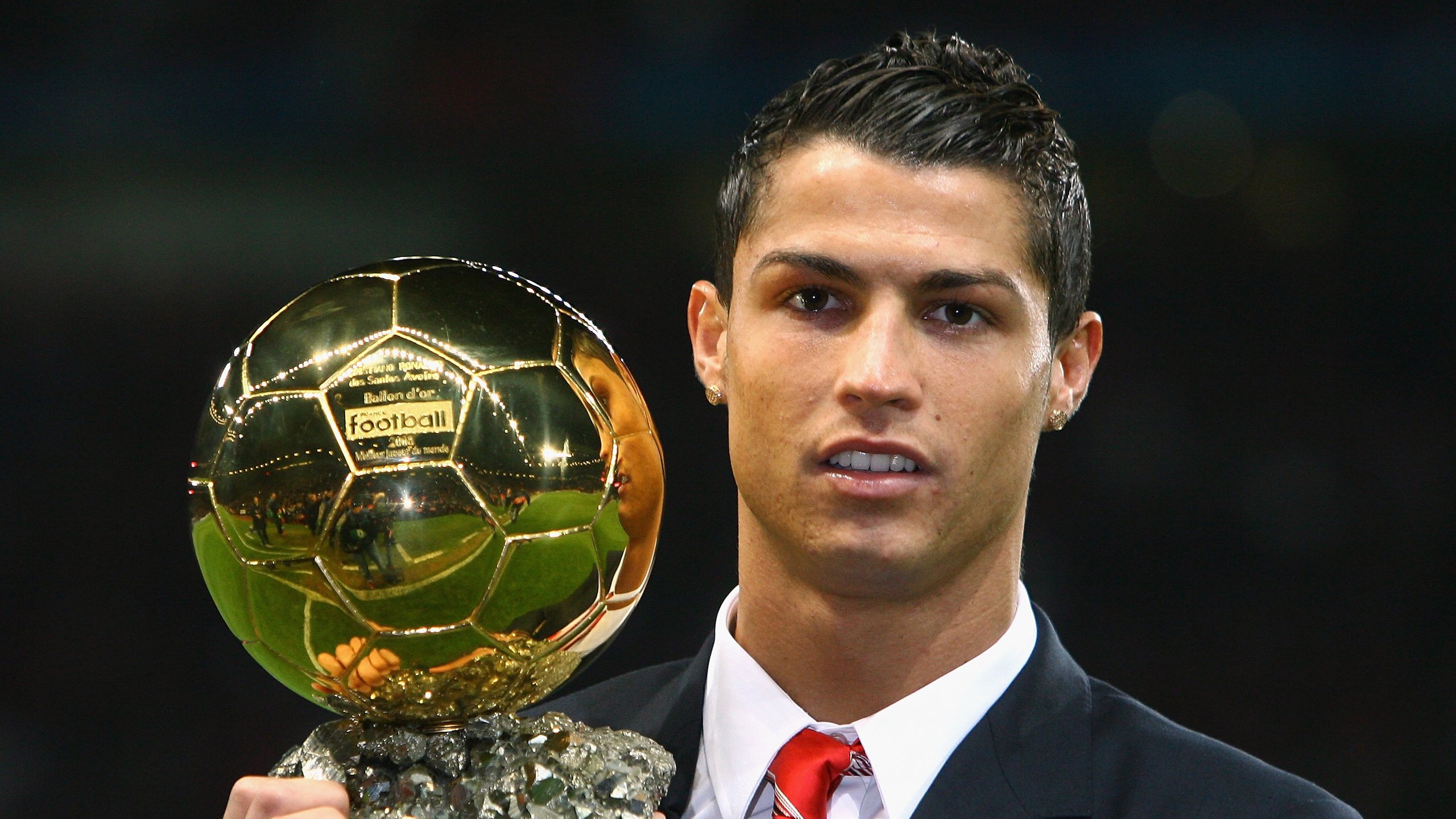 库里三分球神准再创纪录 勇士主场大胜对手