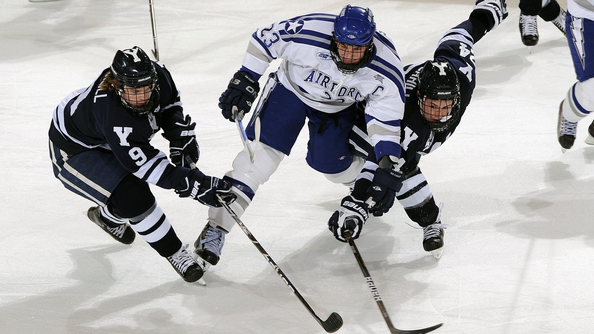 中国冰壶队世锦赛表现亮眼,新生代选手展现强劲实力